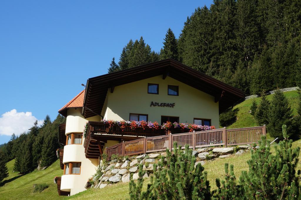 Adlerhof Apartment Sankt Leonhard im Pitztal Exterior photo